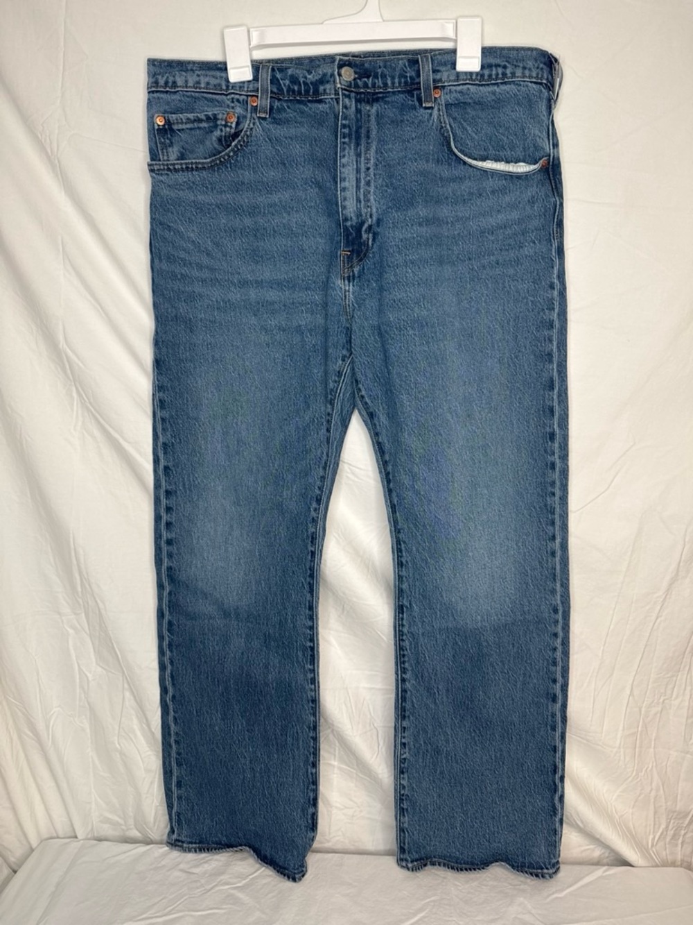 Classic Men's 38-30 Straight-Leg Levi’s Jeans in Blue. Big E on tag.